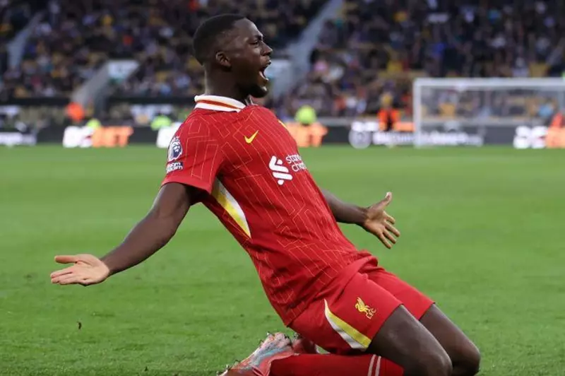 ليفربول يرفض بيع كوناتي: تحدٍ جديد لريال مدريد بسعر استثنائي