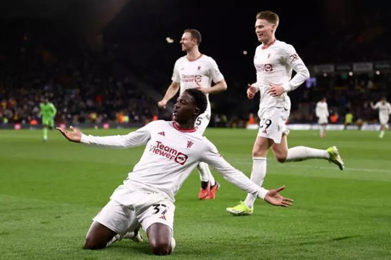 مانشستر يونايتد مهدد بخسارة جوهرته الشابة